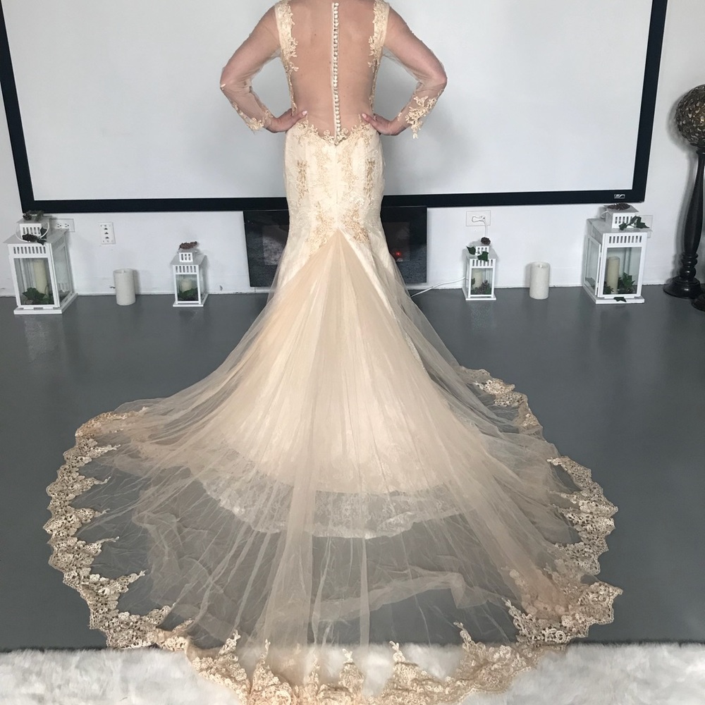 Wedding dress/prom dress